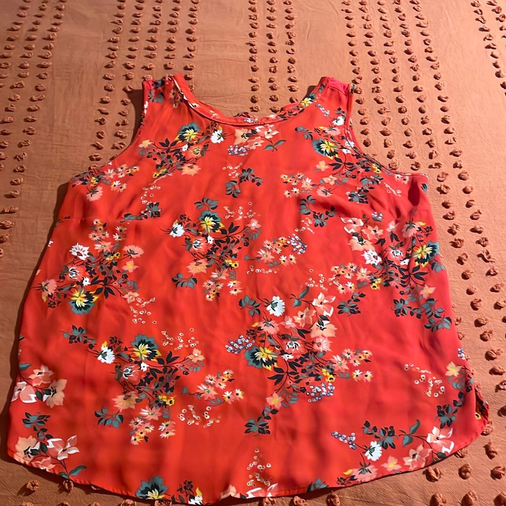Loft Plus top size 16/18